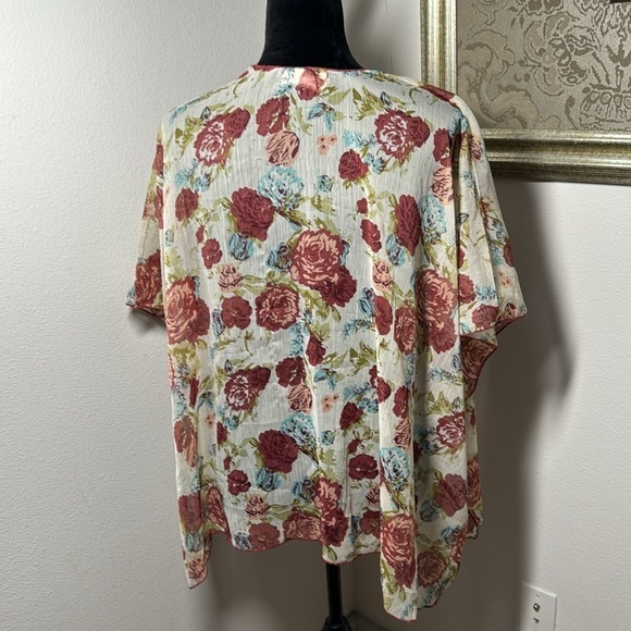 Band of Gypsies kimono lightweight floral lightweight semi sheer cover up top SM - Picture 4 of 6